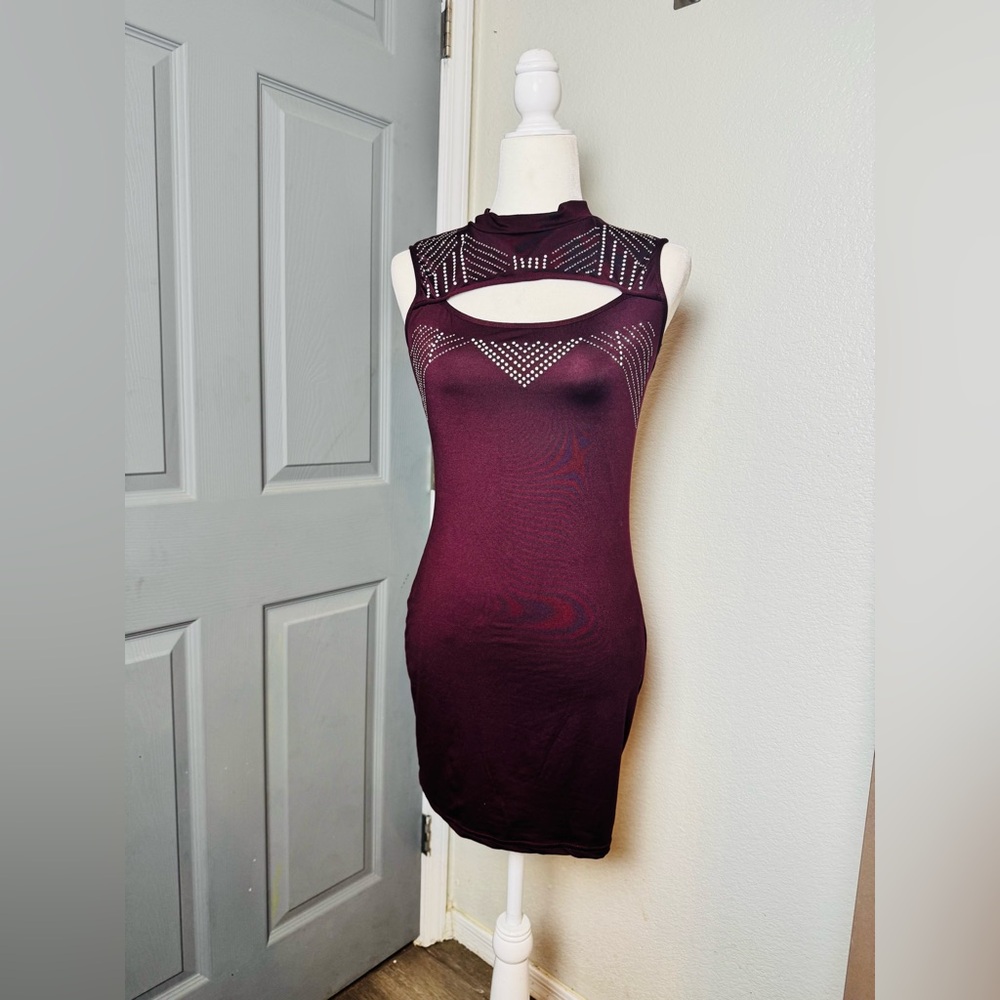 Burgundy Rhinestone Cutout Bodycon Dress - Mock Neck Sleeveless Mini Medium